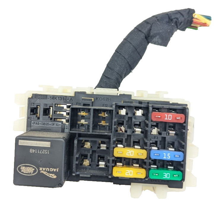 15-19 Land Rover Discovery Sport Rear Trunk Fuse Relay Junction Box Block Oem