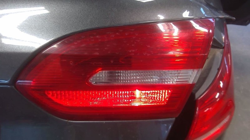 Passenger Tail Light Sedan Inner Lid Mounted Fits 15-18 FOCUS 3555115