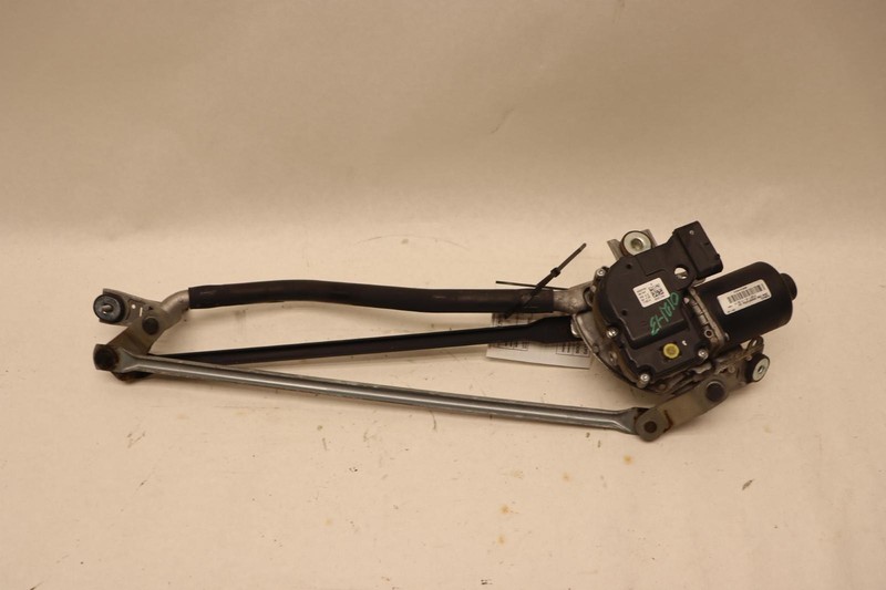 2017-2020 LINCOLN CONTINENTAL FRONT WINDSHIELD WIPER MOTOR TRANSMISSION OEM