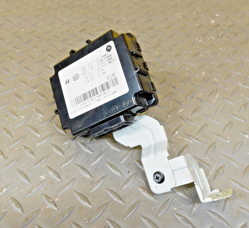 2023-2024 KIA SPORTAGE VOLTAGE POWER INVERTER CONVERTER CONTROL MODULE OEM