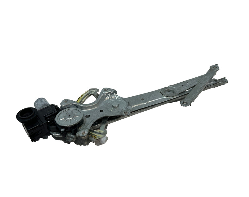 2018-2024 TOYOTA CAMRY FRONT RIGHT PASSENGER DOOR WINDOW REGULATOR W/ MOTOR OEM