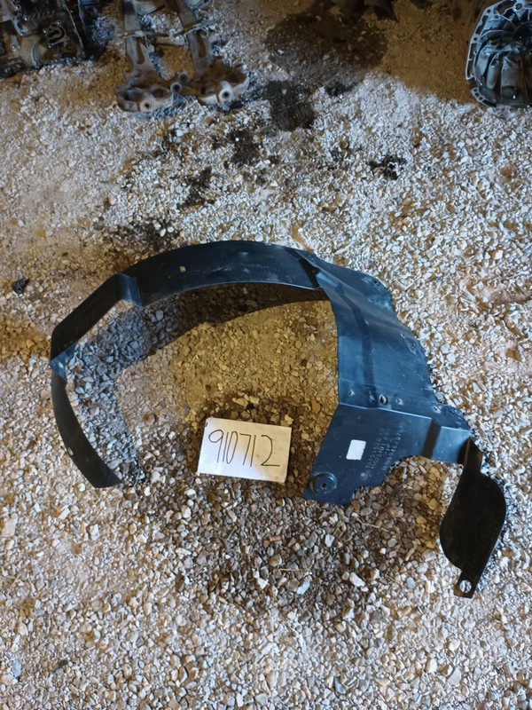 2004-2009 Cadillac SRX BaseFront Right Side Fender Liner 15925401 , 15829490