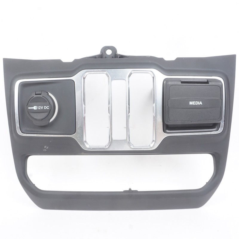 2019 - 2020 Wrangler Center Trim Cover Panel W/ Outlet W/ Usb Hub Bezel