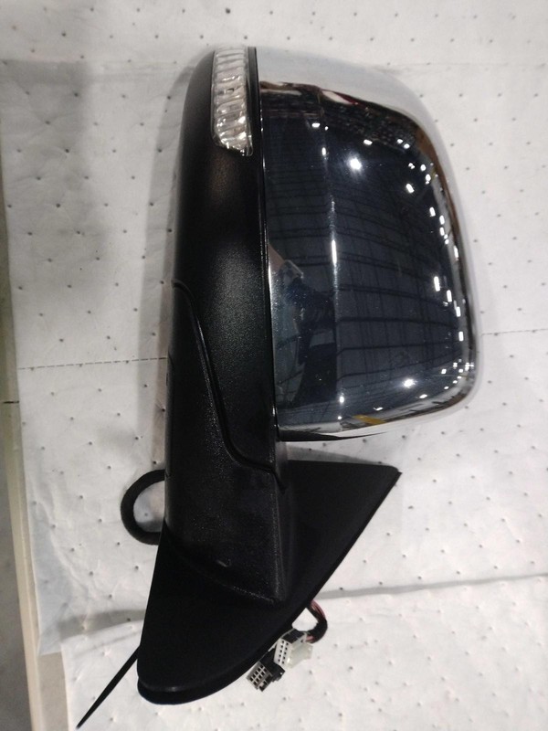 2019 Jeep Grand Cherokee Right Door Mirror Assembly White OEM 699629 58K Miles
