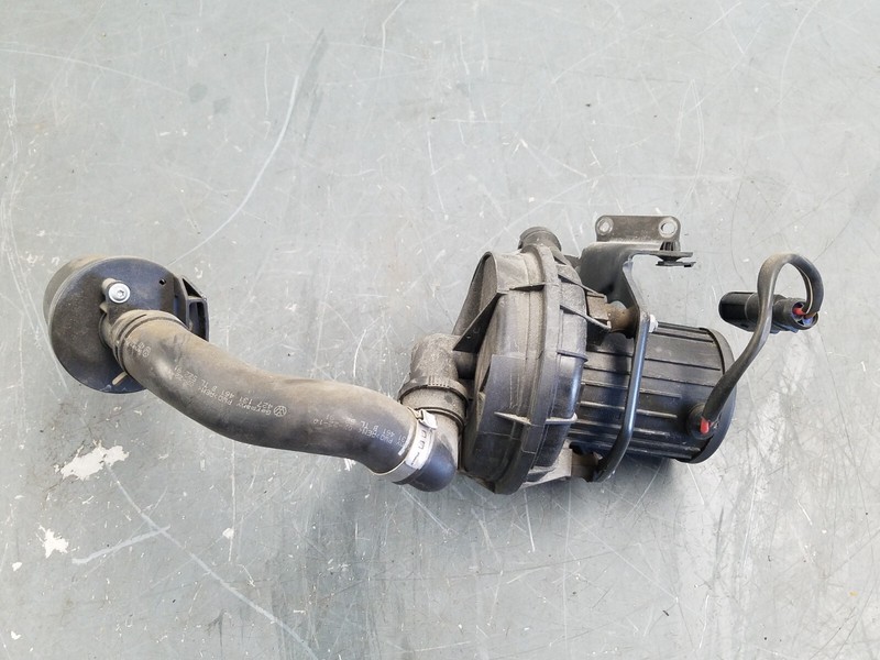 2011 Audi R8 Spyder V10 Left Rear Secondary Air Injection Pump #0472 J7