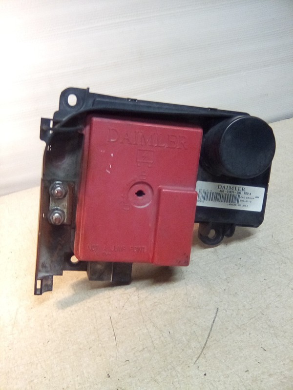 Freightliner A66-01831-000 Diamler Electrical Module