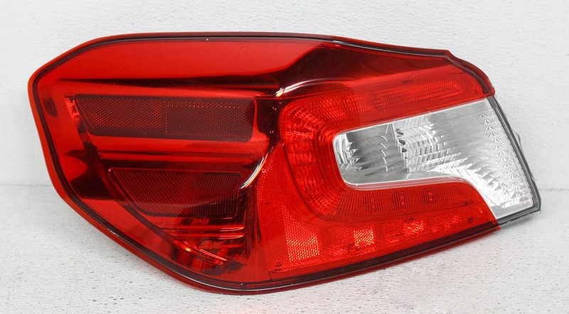 OEM Left Driver Side LED Tail Lamp For Subaru WRX 84912-VA030 Lens Chip Crack