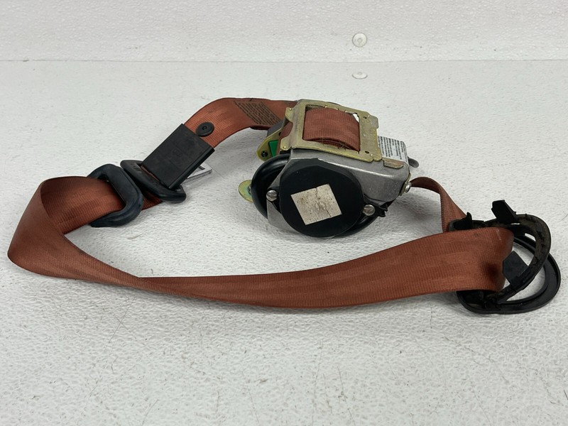 ⭐2000-2006 AUDI TT FRONT LEFT DRIVER SIDE SEAT LELT BROWN OEM LOT2305