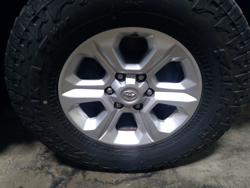 Rim Wheel 17x7 Alloy 6 Solid Spoke Fits 14-24 4 RUNNER 1759407