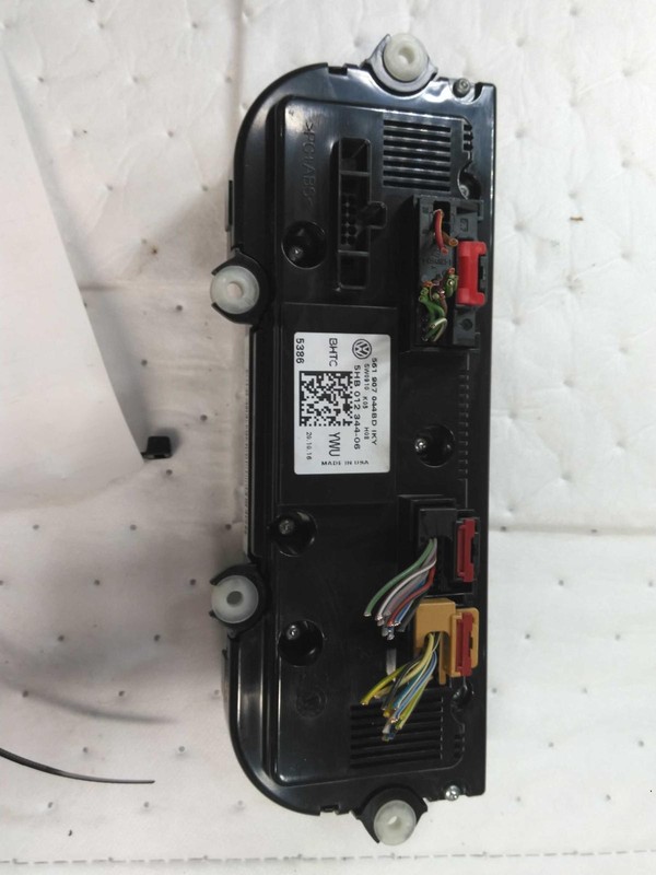 2017 Volkswagen Passat A/C Selector Switch OEM Silver 561907044AM Used 76K Miles