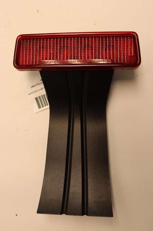 2007-2017 JEEP WRANGLER CENTER HIGH MOUNTED STOP LIGHT LAMP OEM