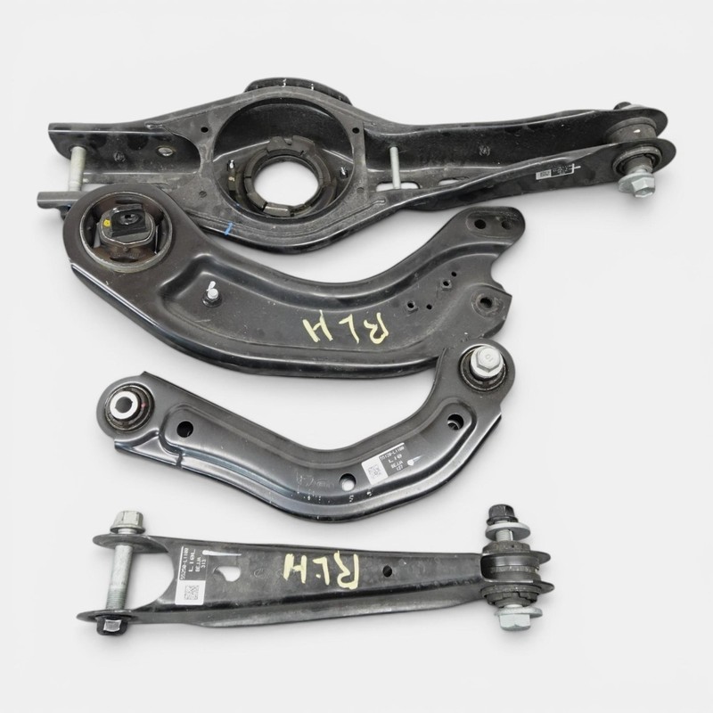 2025-2026 KIA K5 LXS Rear Suspension Left Side Control Arm Set 4 52710l0500