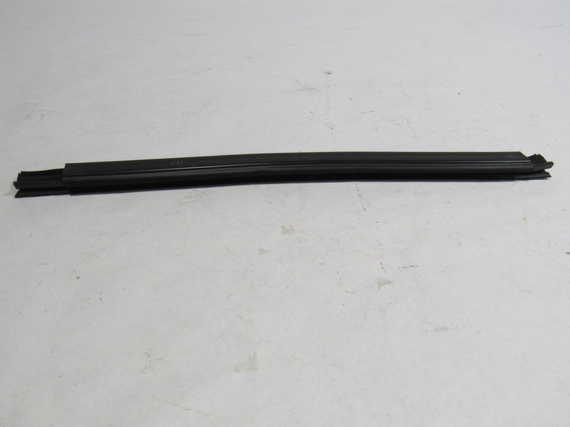 10-20 Bentley Mulsanne 2012 Rear Left Driver Door Weather Strip Seal @1