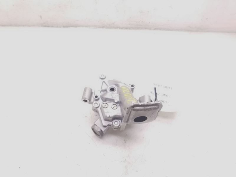 2014 TOYOTA PRIUS V 1.8L OIL PUMP