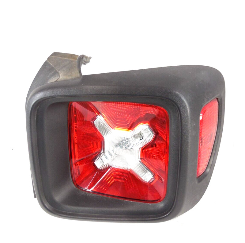 2015-2023 Jeep Renegade Tail Light Lamp Passenger Right Incandescent OEM