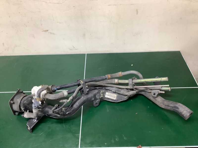 01-04 Odyssey Pipe Gas Fuel Filler Neck Tank Inlet Assembly Used OEM