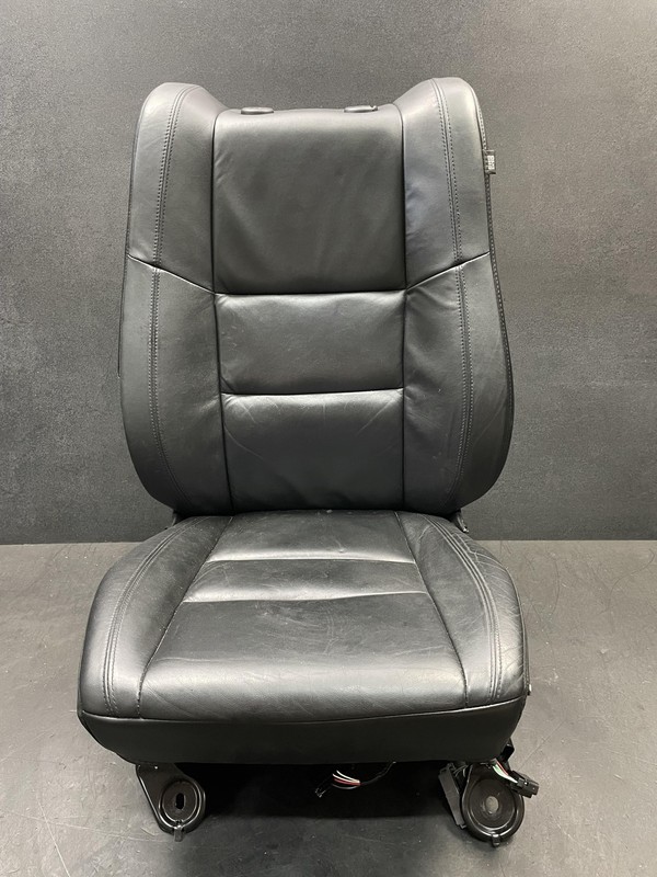 Front Left Seat Leather 2018 Jeep Grand Cherokee 2019 2020 2021