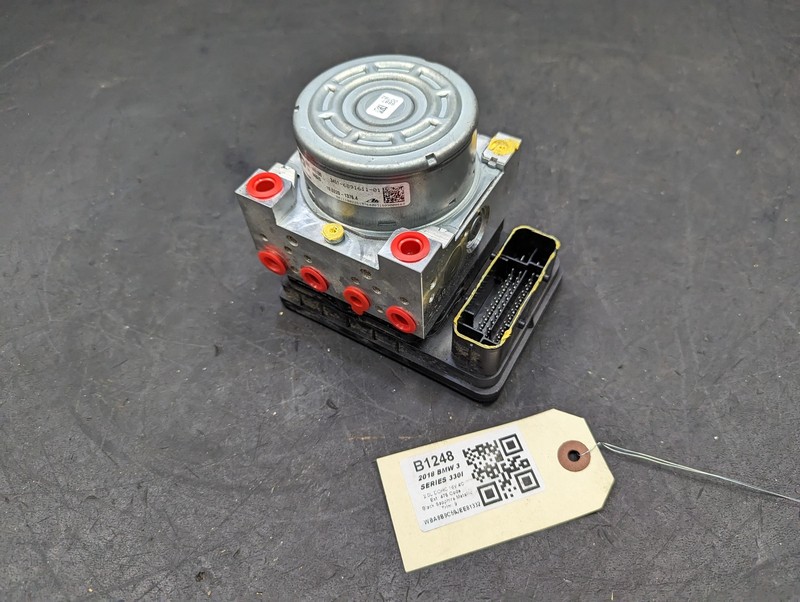 ABS Anti Lock Brake Pump Module 2018 BMW 330i 34516891611 2017