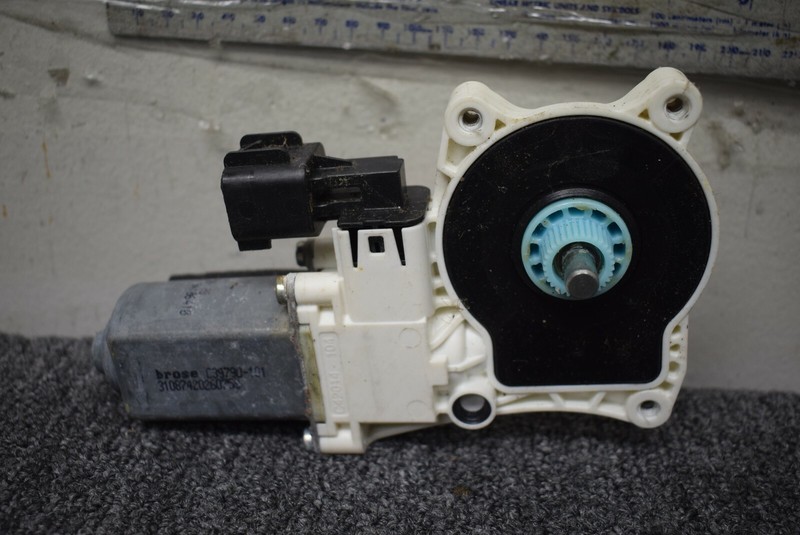 2016-2019 JAGUAR XF WINDOW REGULATOR MOTOR FACTORY OEM