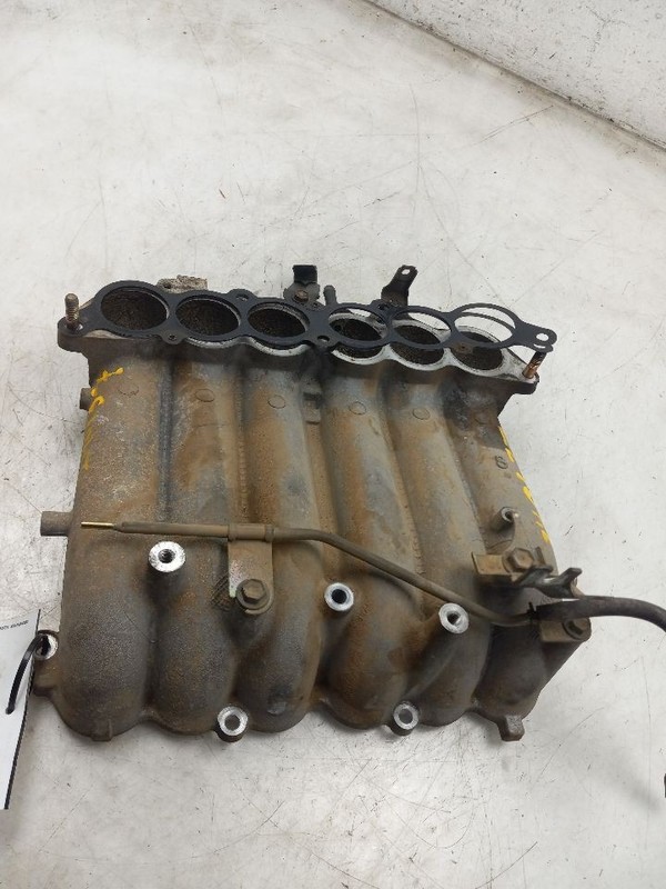 95-04 TOYOTA TACOMA SR5 3.4L RWD AT INTERMEDIATE INTAKE MANIFOLD