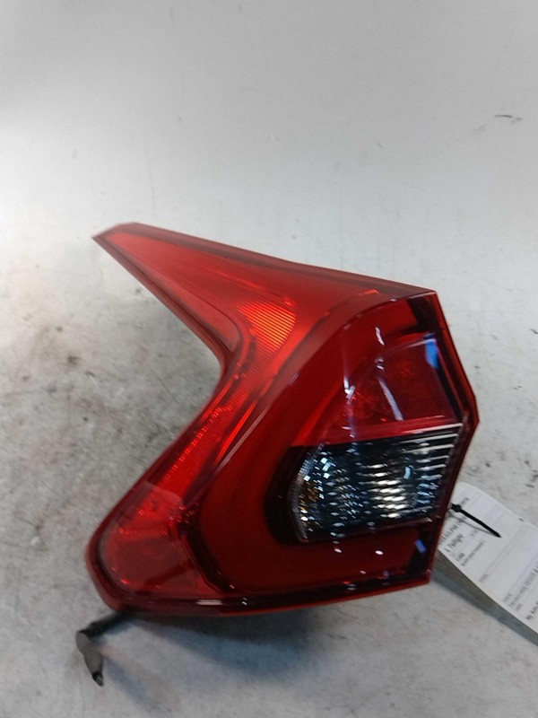 Used Left Tail Light Assembly fits: 2019 Mitsubishi Eclipse cross quarter panel