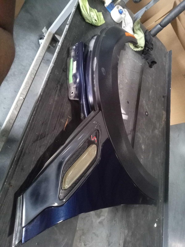 2012 MINI Countryman Front Right Fender 28283 Used Part 116K Miles
