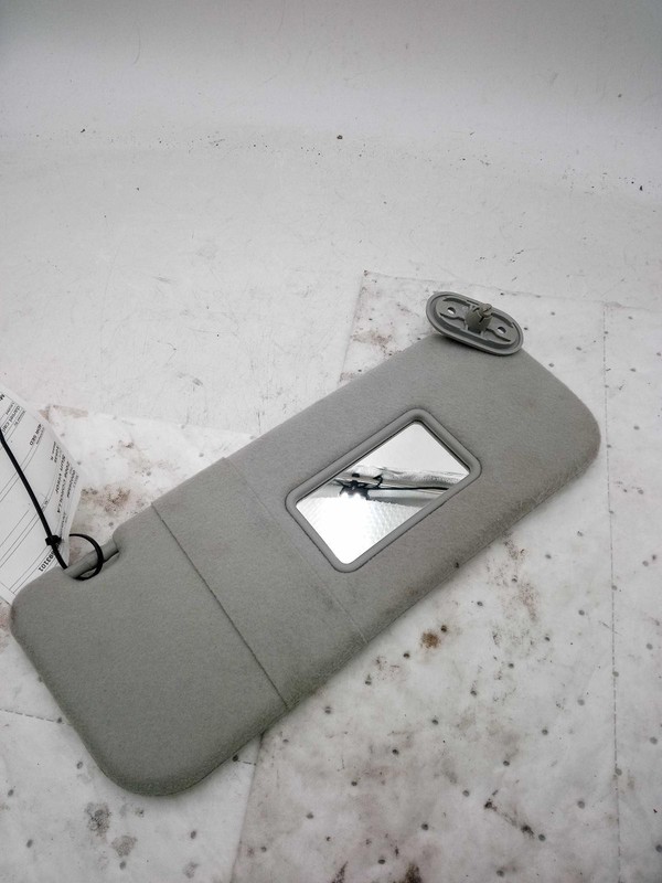 2006 Toyota Corolla Silver Sun Visor OEM Used 185468 4DR SED 222K Miles