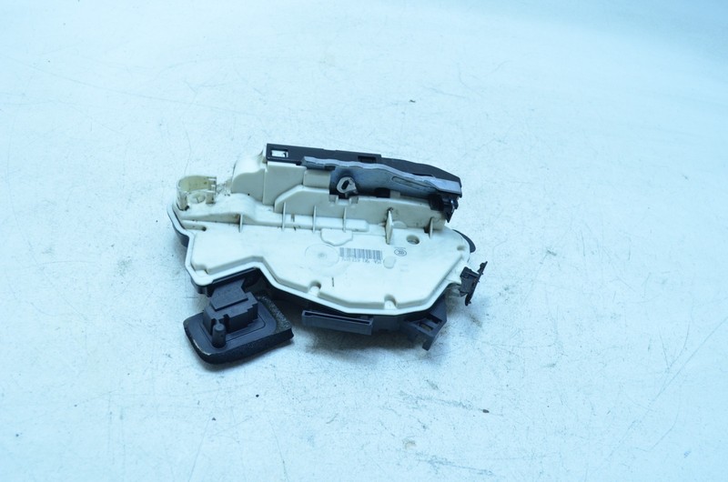 12-19 VOLKSWAGEN BEETLE FRONT LEFT DRIVER DOOR LOCK LATCH ACTUATOR OEM