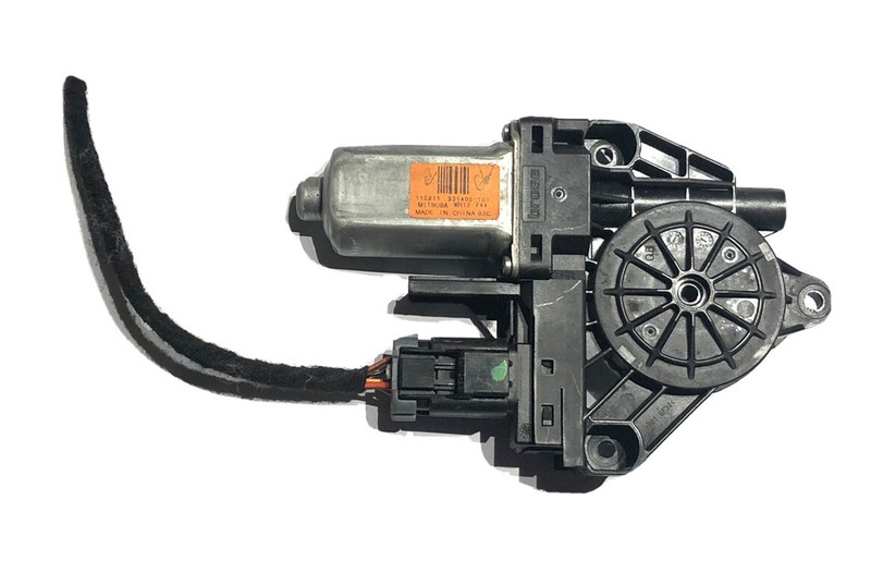 DODGE DURANGO FRONT RIGHT SIDE DOOR WINDOW REGULATOR MOTOR OEM 2011 - 2017