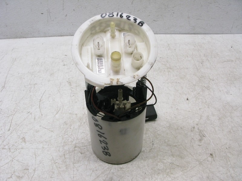 06-15 BMW E90 E91 E92 E93 328i 128i X1 3.0L FUEL GAS PUMP UNIT OEM 081623B