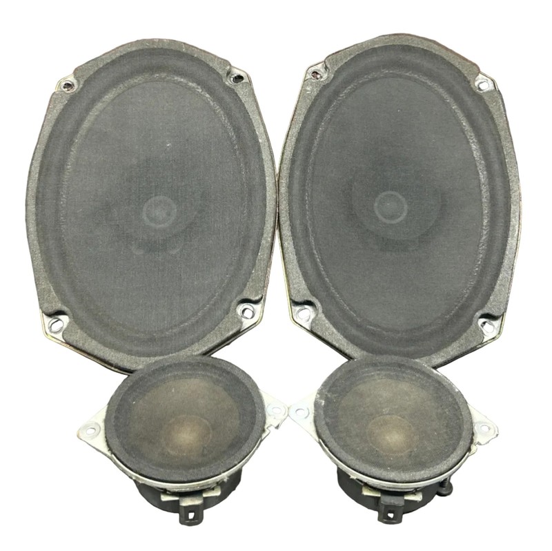 05-2010 Chrysler 300C Front and Rear Door Audio Speakers Set of 4 OEM 5059063AC