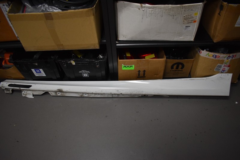 BMW 3 SERIES ROCKER PANEL LEFT SIDE FACTORY OEM