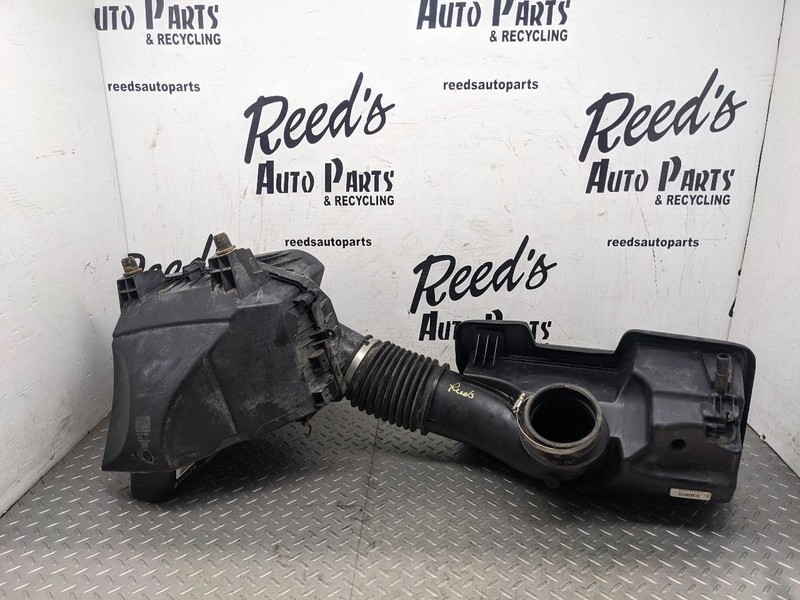 Air Cleaner With High Capacity Air Cleaner Fits 19-25 SIERRA 1500 PICKUP 1182714