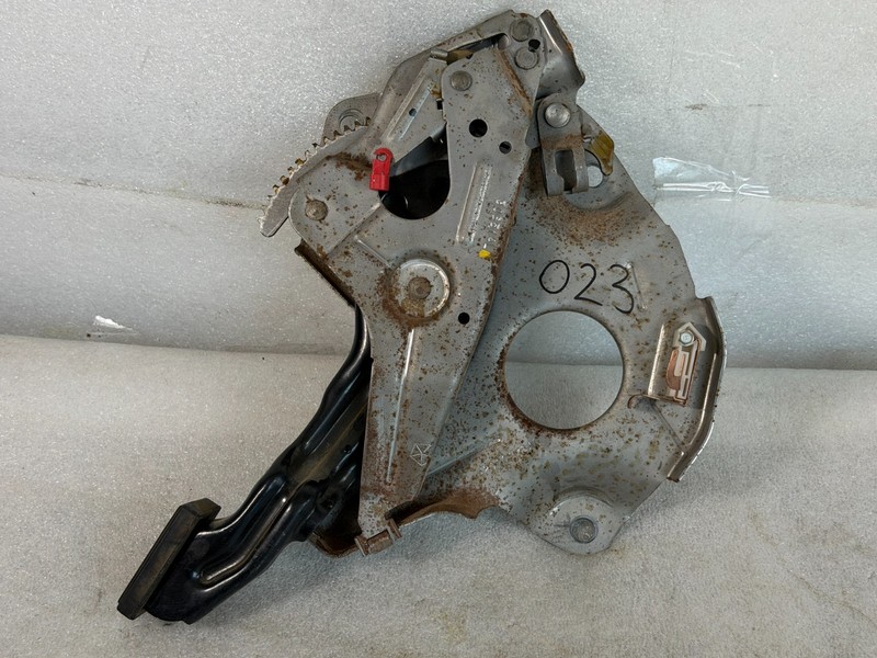2019 2020 2021 2022 2023 2024 Ram 2500 Emergency Parking Brake Pedal Lever Assy