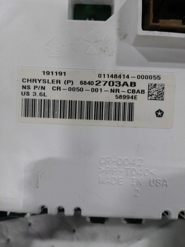 2019 Jeep Grand Cherokee Speedometer Gauge OEM White 68K Miles NJ25-21993-548282