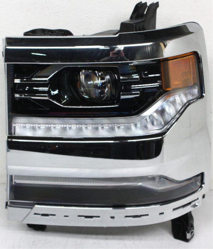 OEM Left Driver Side LED Headlamp For Chevy Silverado 1500 Chrome Trim 84292720