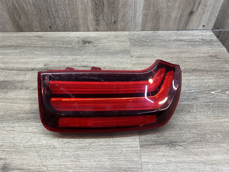 2023-2024 KIA TELLURIDE RHTAIL LIGHT ASSY OEM PART# 92402-S9100