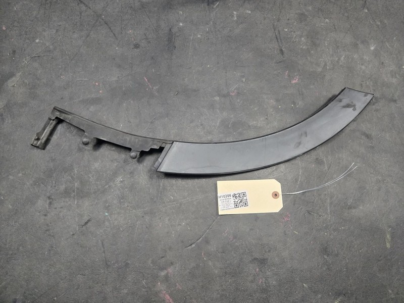 Rear Right Door Lower Rear Side Molding 2019 Honda CR-V 75390-TLA0A0 2017 - 2022