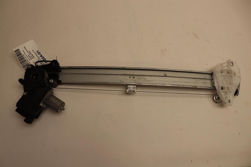 2022 SUBARU WRX CROSTREK FRONT RIGHT PASSENGER DOOR WINDOW REGULATOR MOTOR OEM