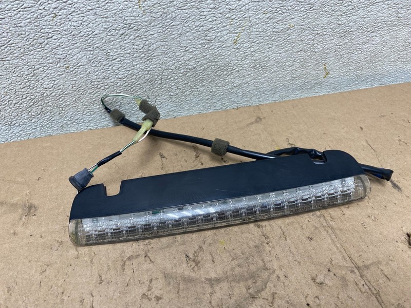 2008-2014 Subaru TribecaSpoiler 3RD Third Brake Light OEM 84701XA010 S4143 PS