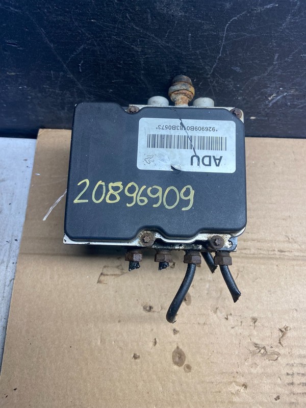 2009 2014 Chevrolet Silverado ABS Anti Lock Brake Pump OEM AE2455 DG