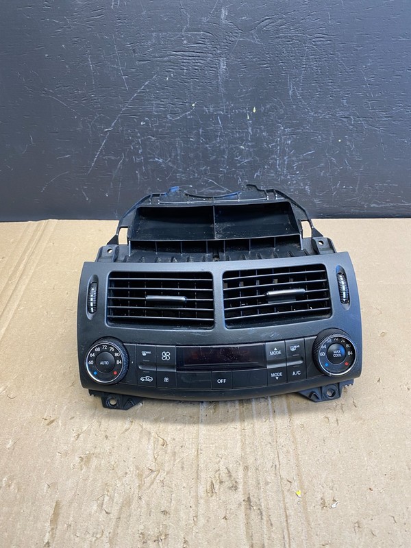 2007-2009 Mercedes E-Class E350 A/C Climate Control Air Vent Panel ab9113 DG