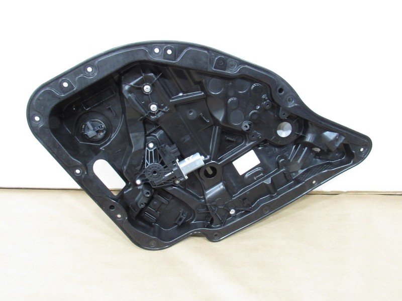 18-21 Mercedes C63 S W205 2020 Rear Left Door Window Regulator W/ Motor ;:O