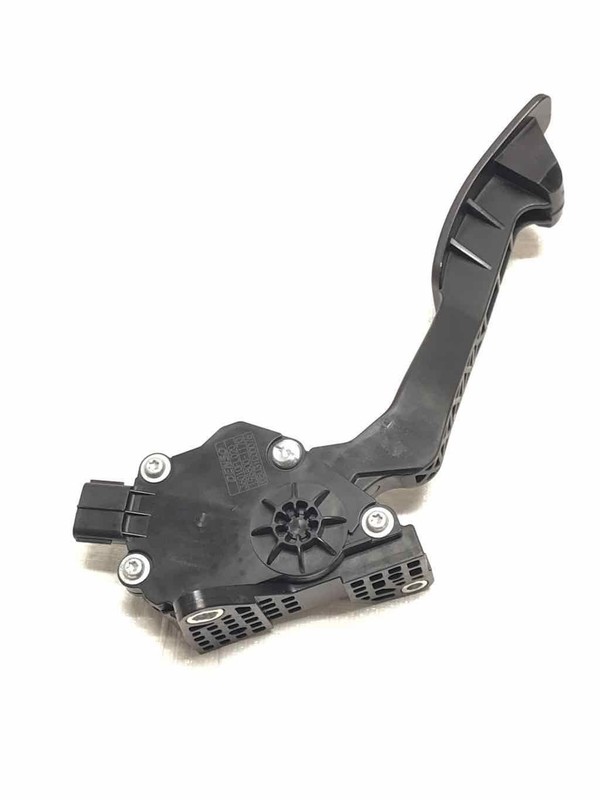 2017 Impreza Sedan Accelerator Gas Pedal Assembly Part# 36010FL020