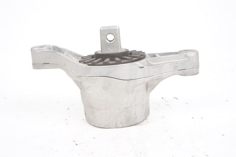 2014 - 2024 Maserati Ghibli 3.0L Right Engine Motor Mount Support Bracket OEM