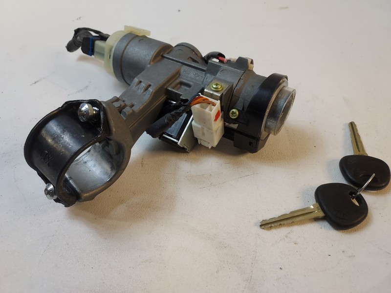 2006-2010 Kia Optima Ignition Switch Lock Assembly w/ 2 Keys OEM