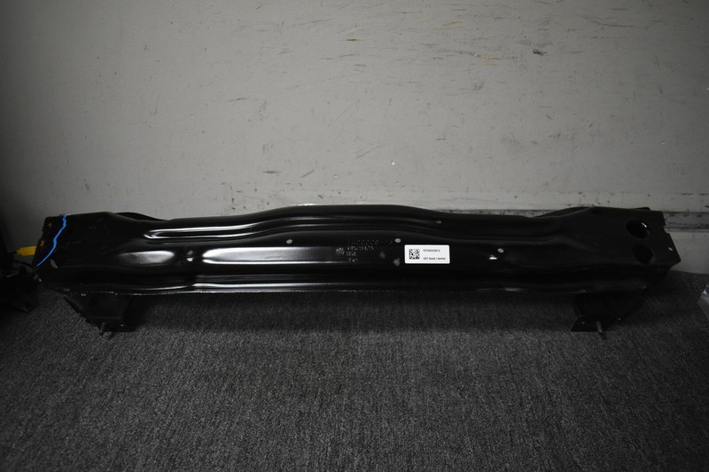 BMW X3 REAR REINFORCEMENT BAR FACTORY OEM