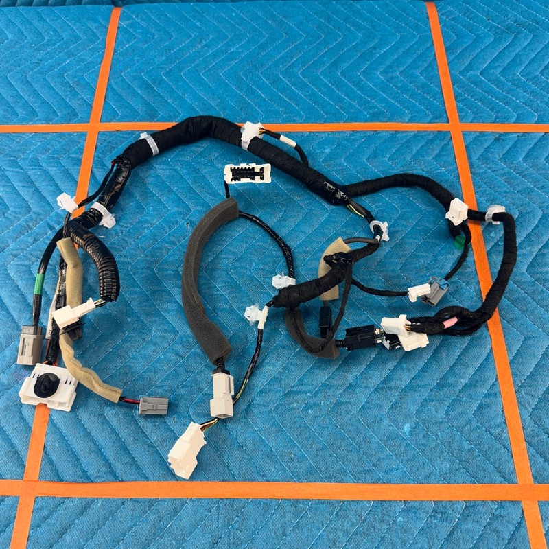 2016-2020 INFINITI QX60 SUB Wire Harness Console Lid Armrest Box 24016-9NJ0D OEM