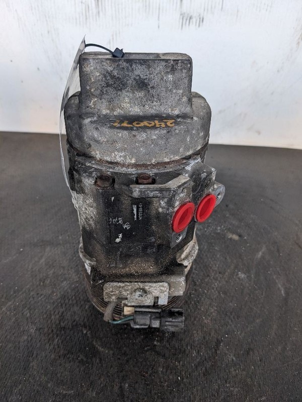 AC Compressor Fits 11-15 MKX 1180174