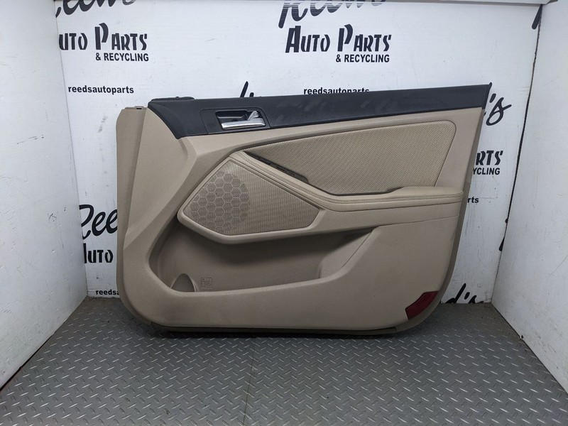 2011-2014 Kia Optima Front Door Panel Passenger Side1162695